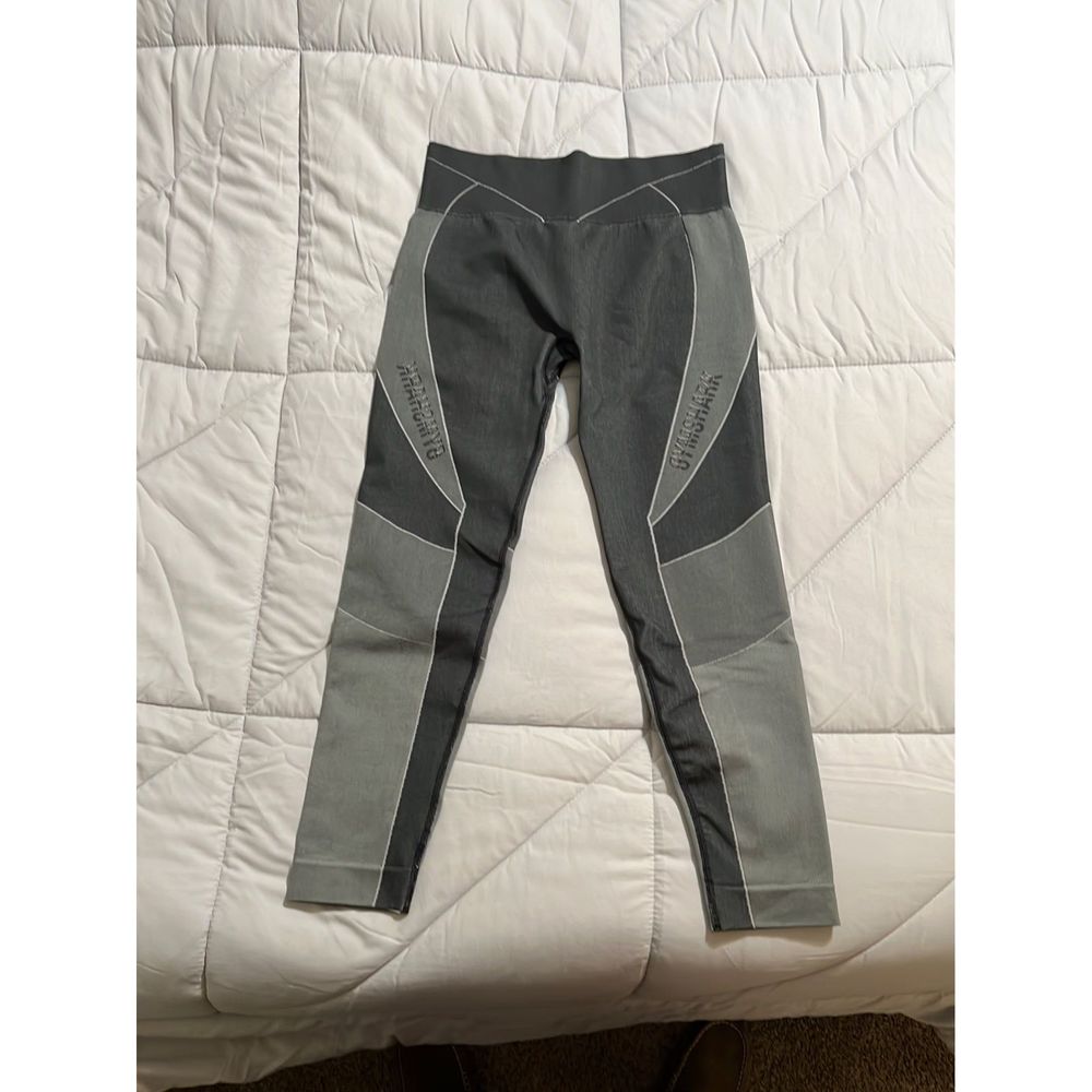 gym shark leggings